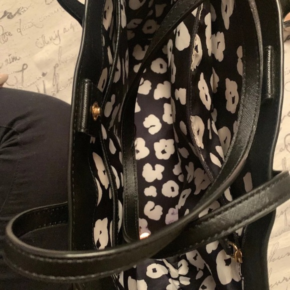 Marc Jacobs tote - Picture 3 of 3